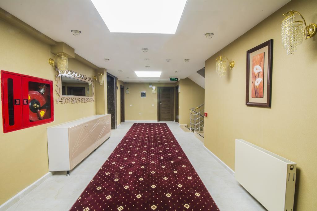 Hotel Business Han نفسهير المظهر الخارجي الصورة