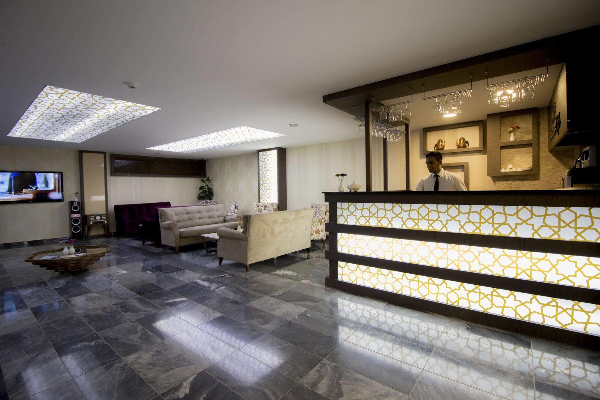 Hotel Business Han نفسهير المظهر الخارجي الصورة