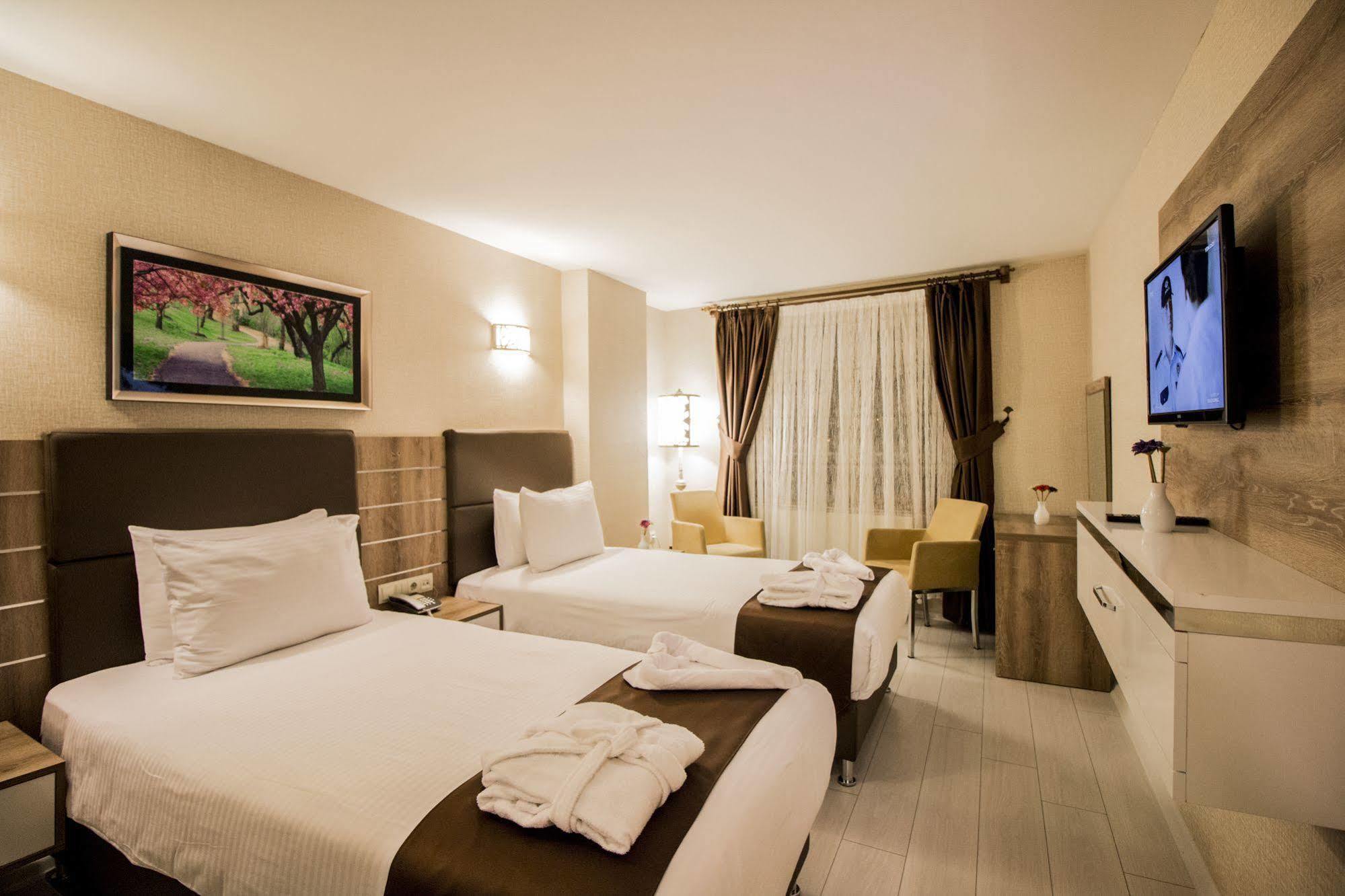 Hotel Business Han نفسهير المظهر الخارجي الصورة