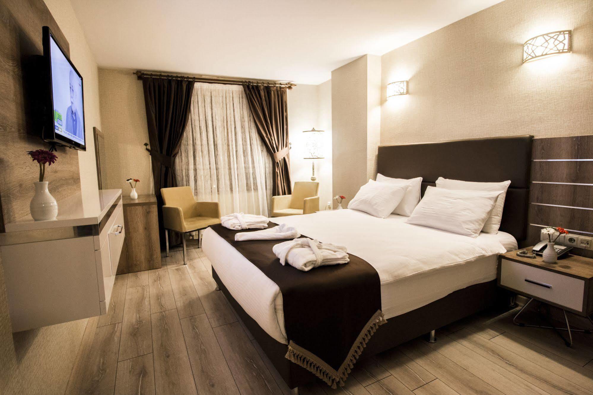 Hotel Business Han نفسهير المظهر الخارجي الصورة